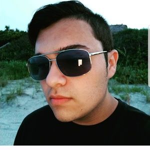 Meet your Posher, Thomas